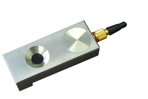 Piezoelectric strain sensor